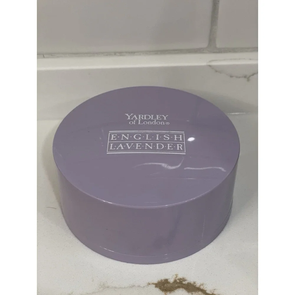 Vintage Yardley English Lavender Dusting Powder Puff Scented Perfumed 2 oz New